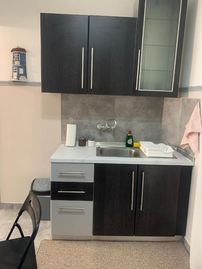 Petra'S House Apartment Florina Luaran gambar